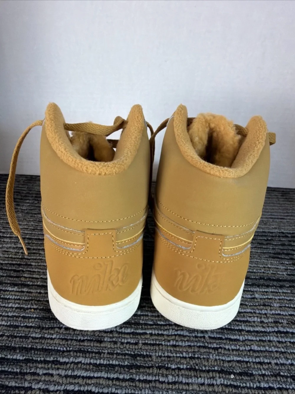 Nike Women's Ebernon Mid SE Wheat/Sail Sneakers AV2478-700 - Size 8.5 - Picture 6 of 11
